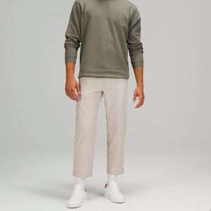 ABC Relaxed-Fit Crop Pant 
Utilitech